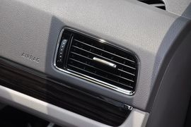 2013款上海大众朗行1.6L自动豪华型