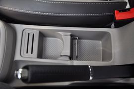 2013款上海大众朗行1.6L自动豪华型