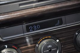 2013款上海大众朗行1.6L自动豪华型