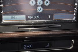 2013款上海大众朗行1.6L自动豪华型