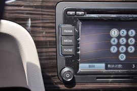 2013款上海大众朗行1.6L自动豪华型