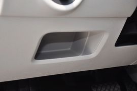 2013款上海大众朗行1.6L自动豪华型