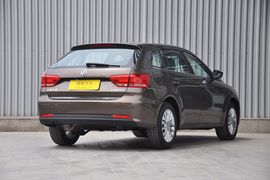 2013款上海大众朗行1.6L自动豪华型