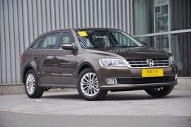 2013款上海大众朗行1.6L自动豪华型