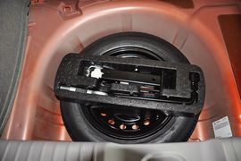 2010款雪佛兰新赛欧两厢1.2L