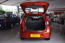 2010款雪佛兰新赛欧两厢1.2L