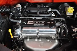 2010款雪佛兰新赛欧两厢1.2L