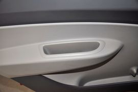 2010款雪佛兰新赛欧两厢1.2L