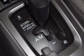 2010款雪佛兰新赛欧两厢1.2L