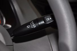 2010款雪佛兰新赛欧两厢1.2L