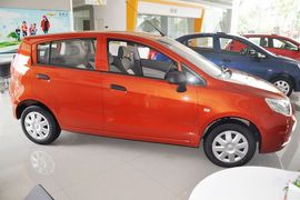 2010款雪佛兰新赛欧两厢1.2L