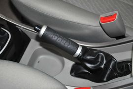 2012款吉利英伦SC3