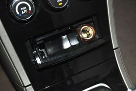 2012款吉利英伦SC3