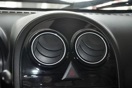 2012款吉利英伦SC3