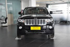   2013款Jeep大切诺基3.6L旗舰尊崇版