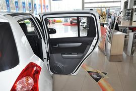 2013款长安铃木雨燕1.5L手动标准型