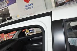 2013款长安铃木雨燕1.5L手动标准型