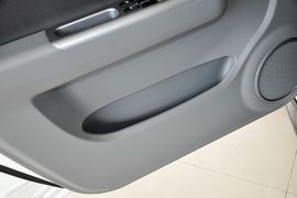 2013款长安铃木雨燕1.5L手动标准型