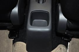 2013款长安铃木雨燕1.5L手动标准型