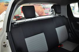 2013款长安铃木雨燕1.5L手动标准型