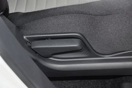 2013款长安铃木雨燕1.5L手动标准型