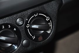 2013款长安铃木雨燕1.5L手动标准型