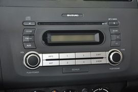 2013款长安铃木雨燕1.5L手动标准型