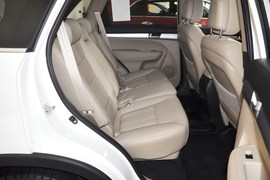 2013款起亚索兰托2.4GDI五座至尊版