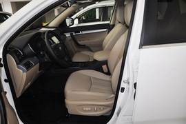 2013款起亚索兰托2.4GDI五座至尊版