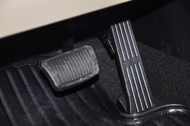 2013款起亚索兰托2.4GDI五座至尊版