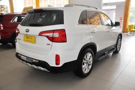 2013款起亚索兰托2.4GDI五座至尊版