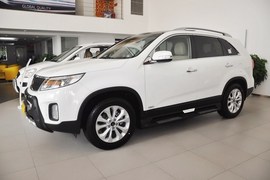 2013款起亚索兰托2.4GDI五座至尊版