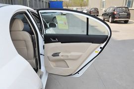 2013款帝豪EC718手动精英型