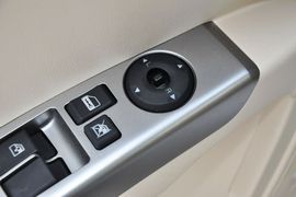 2013款帝豪EC718手动精英型