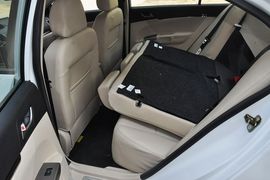 2013款帝豪EC718手动精英型