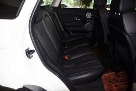 2013款路虎揽胜极光2.0T