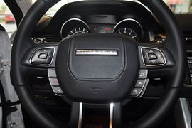 2013款路虎揽胜极光2.0T