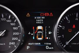 2013款路虎揽胜极光2.0T眩蓝限量版