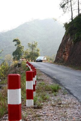 搜狐广西试驾景逸1.8T外观