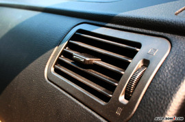 搜狐广西试驾景逸1.8T内饰