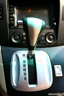 搜狐广西试驾景逸1.8T内饰