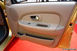 雪铁龙爱丽舍两厢