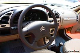 雪铁龙爱丽舍两厢