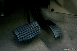 搜狐广西试驾景逸1.8T内饰