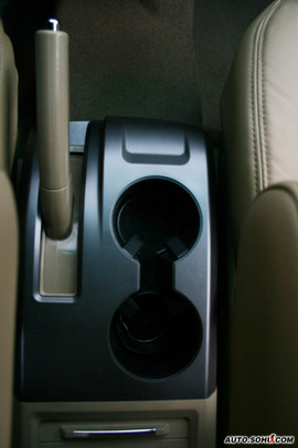 搜狐广西试驾景逸1.8T内饰