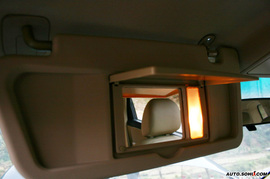 搜狐广西试驾景逸1.8T内饰