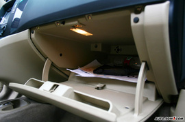 搜狐广西试驾景逸1.8T内饰