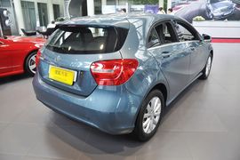 2013款奔驰A180时尚型