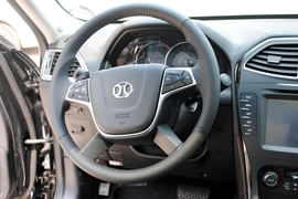 北京汽车绅宝2013款2.0T豪华版(101748)