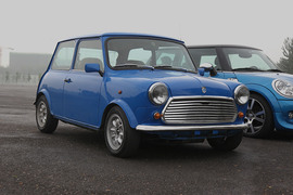 实拍88年老MINI